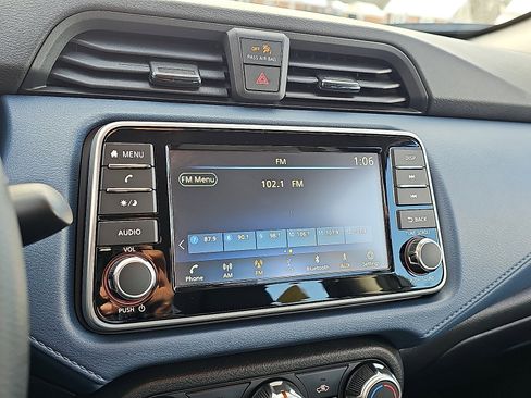 Certified 2025 Nissan Versa SV w/ Trunk Package image 17