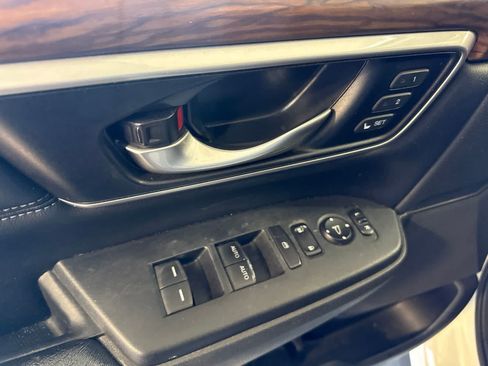 Used 2018 Honda CR-V EX-L image 19