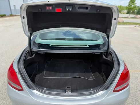 Used 2018 Mercedes-Benz C 300 4MATIC Sedan image 23