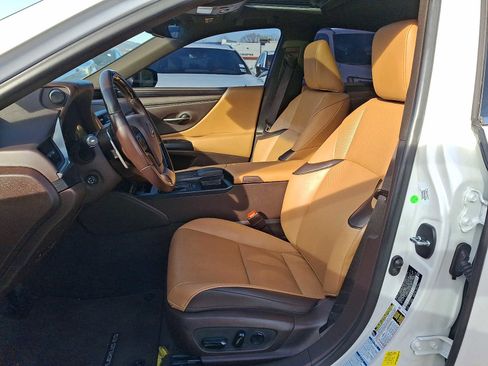 Used 2021 Lexus ES 250 w/ Premium Package image 10