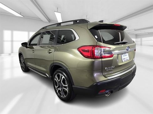 New 2026 Subaru Ascent Limited image 3
