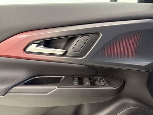 New 2026 Chevrolet Equinox EV RS image 24