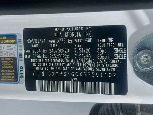 Used 2025 Kia Telluride S FWD image 12