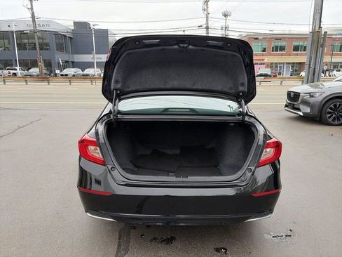 Used 2018 Honda Accord LX image 23