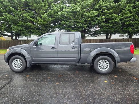 Used 2014 Nissan Frontier SV w/ SV Value Truck Package image 3