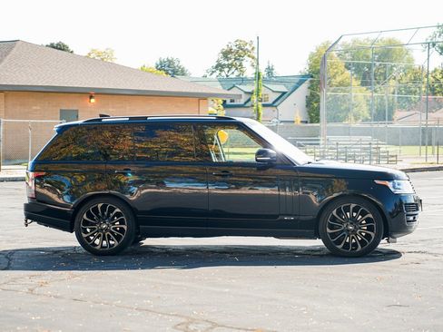 Used 2017 Land Rover Range Rover Long Wheelbase Supercharged image 4