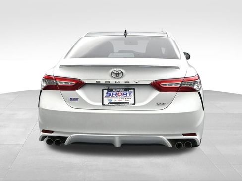 Used 2019 Toyota Camry XSE w/ Navigation Package FWD image 4