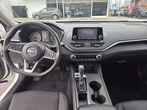 Used 2021 Nissan Altima 2.5 S image 4