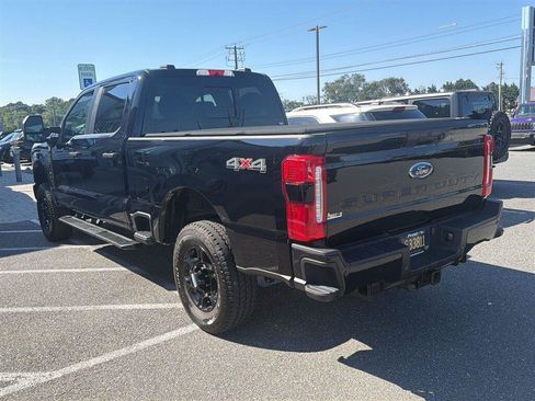 Used 2024 Ford F250 XL w/ STX Appearance Package AWD/4WD image 8