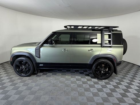 Used 2022 Land Rover Defender 110 X-Dynamic HSE image 2