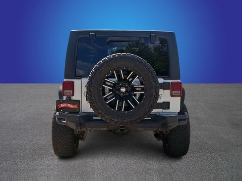 Used 2018 Jeep Wrangler Unlimited Sport AWD/4WD image 5
