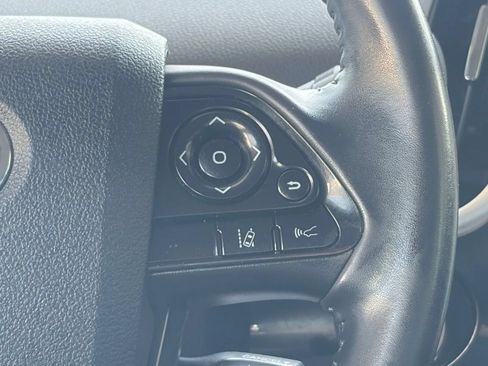 Used 2022 Toyota Prius Prime XLE FWD image 29