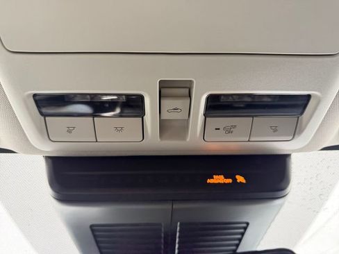 Used 2025 MAZDA CX-50 AWD 2.5 S w/ Accent Package image 22