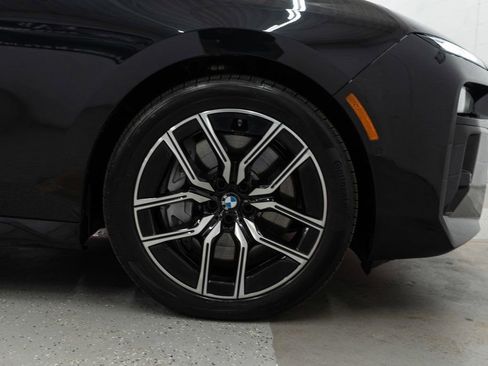 Used 2023 BMW 760i xDrive w/ Executive Package AWD/4WD image 43