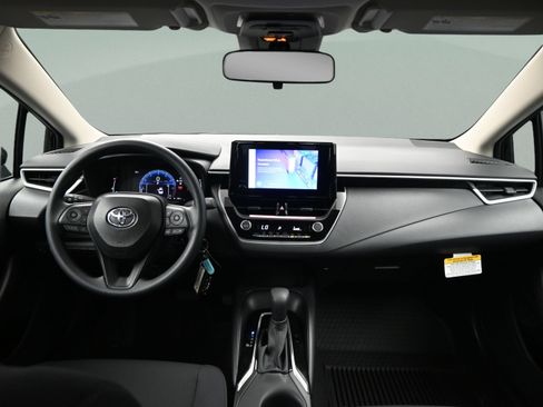 Certified 2026 Toyota Corolla LE FWD image 29