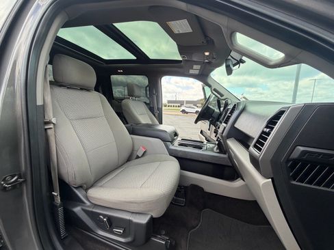 Used 2017 Ford F150 XLT w/ Equipment Group 302A Luxury AWD/4WD image 25