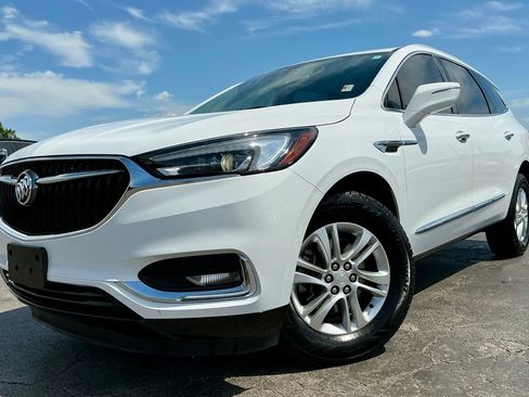 Used 2019 Buick Enclave Essence AWD/4WD image 3