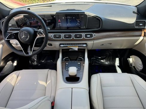 New 2026 Mercedes-Benz GLE 450 4MATIC Coupe image 4