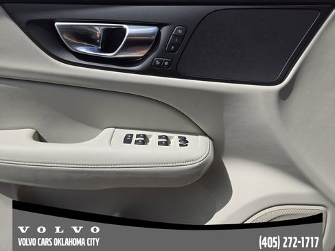 New 2026 Volvo V60 B5 Cross Country Plus w/ Climate Package AWD/4WD image 21