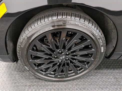 Used 2025 Hyundai Santa Fe Calligraphy image 7