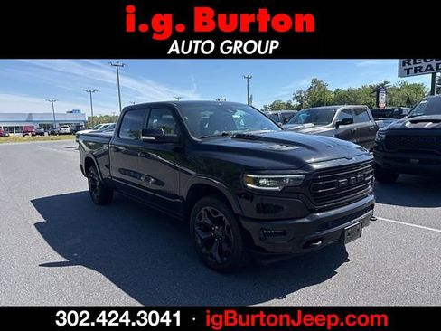 Used 2020 RAM 1500 Limited w/ Black Appearance Package AWD/4WD image 1