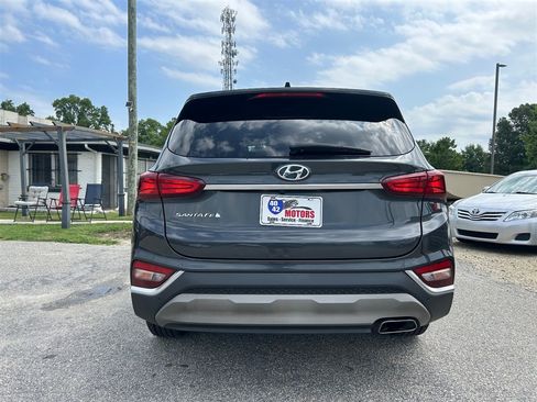 Used 2020 Hyundai Santa Fe SEL w/ Convenience Package FWD image 4