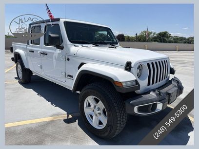 Used 2022 Jeep Gladiator Sport
