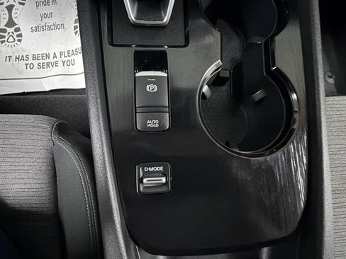 Used 2023 Nissan Rogue SV FWD image 21