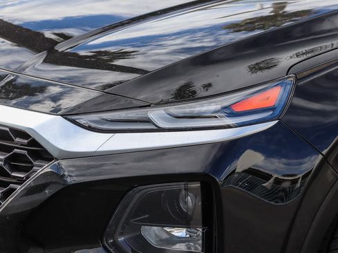 Used 2020 Hyundai Santa Fe SEL image 2