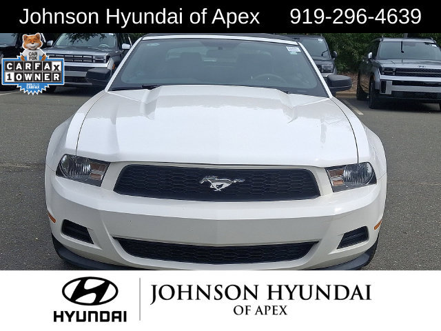Used 2011 Ford Mustang Convertible w/ 101A Rapid Spec Order Code RWD image 29