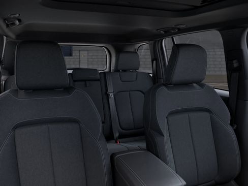 New 2025 Jeep Grand Cherokee Laredo X image 26