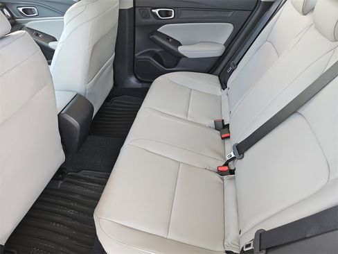 New 2025 Acura Integra image 31