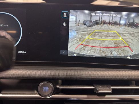 Certified 2025 Hyundai Tucson SEL image 3