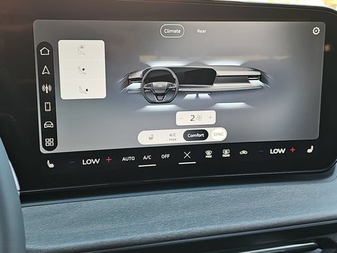 New 2026 Audi Q3 quattro 2.0T AWD/4WD image 26
