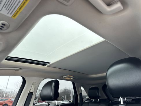 Used 2019 Ford Edge Titanium w/ Equipment Group 301A image 26