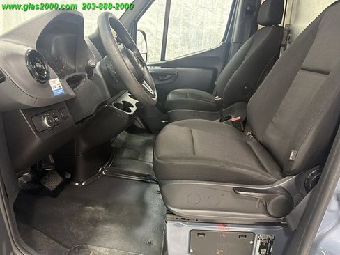 Used 2019 Mercedes-Benz Sprinter 170 image 17