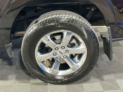 Used 2021 Ford F150 Lariat w/ Max Trailer Tow Package image 12