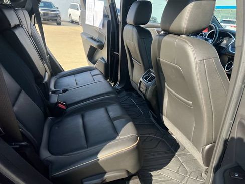 Used 2019 Chevrolet Blazer Premier w/ Driver Confidence II Package AWD/4WD image 17