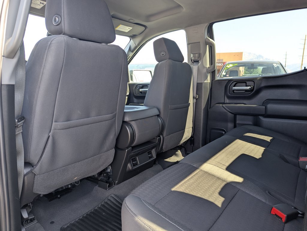 Used 2022 Chevrolet Silverado 1500 Custom AWD/4WD image 28
