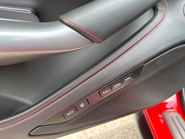 Used 2021 Ferrari F8 Tributo RWD image 13