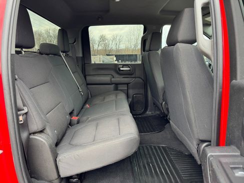 Used 2020 Chevrolet Silverado 2500 Custom w/ Custom Value Package image 17