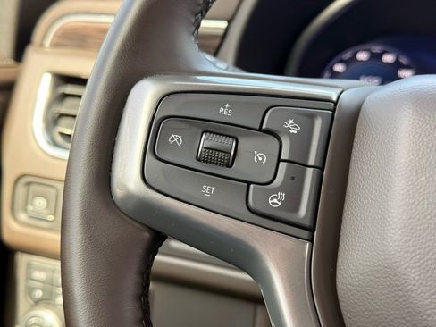 Used 2023 Chevrolet Tahoe LT w/ Luxury Package image 17