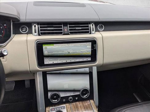 Used 2019 Land Rover Range Rover HSE AWD/4WD image 12