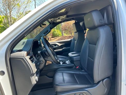Used 2023 Chevrolet Tahoe High Country AWD/4WD image 45