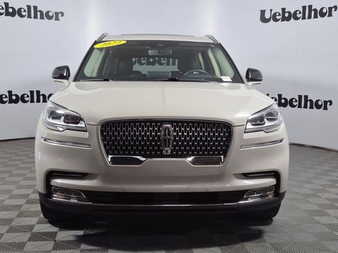 Used 2022 Lincoln Aviator Reserve w/ Equipment Group 201A AWD/4WD image 2