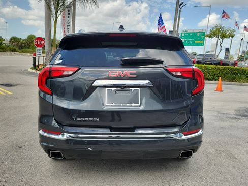 Used 2019 GMC Terrain Denali w/ Advanced Safety Package FWD image 6