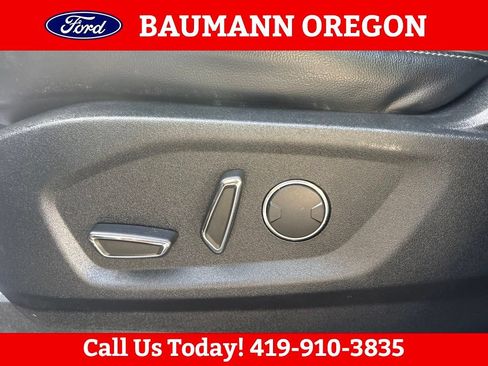 Used 2017 Ford Edge SEL w/ Equipment Group 201A FWD image 17