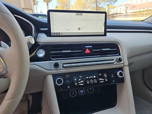 Certified 2026 Genesis G70 2.5T RWD image 20