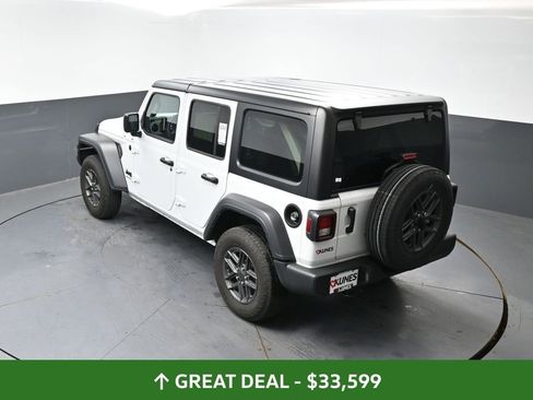 Used 2025 Jeep Wrangler Unlimited Sport AWD/4WD image 22