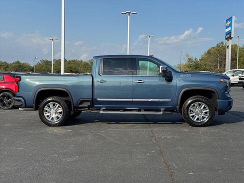 New 2026 Chevrolet Silverado 2500 High Country w/ High Country Premium Package AWD/4WD image 2